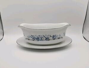 Vtg Seizan Blue Ridge Oval Gravy Boat/Sauce Bowl with Underplate, 9" Porcelain